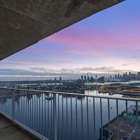 Excel 3 Bedroom Apartment Near City Airport And O2 Arena Londres Exterior foto