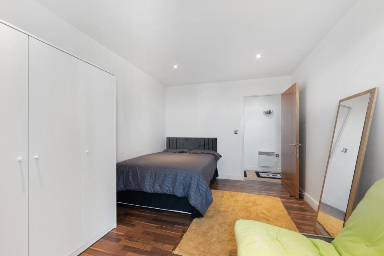 Excel 3 Bedroom Apartment Near City Airport And O2 Arena Londres Exterior foto
